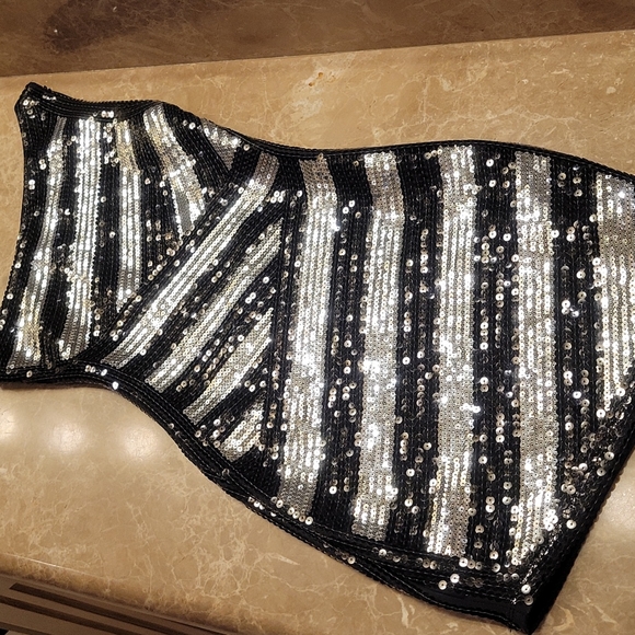 2b Bebe Limited Edition structured sequined one-shoulder dress, XS - Picture 16 of 17